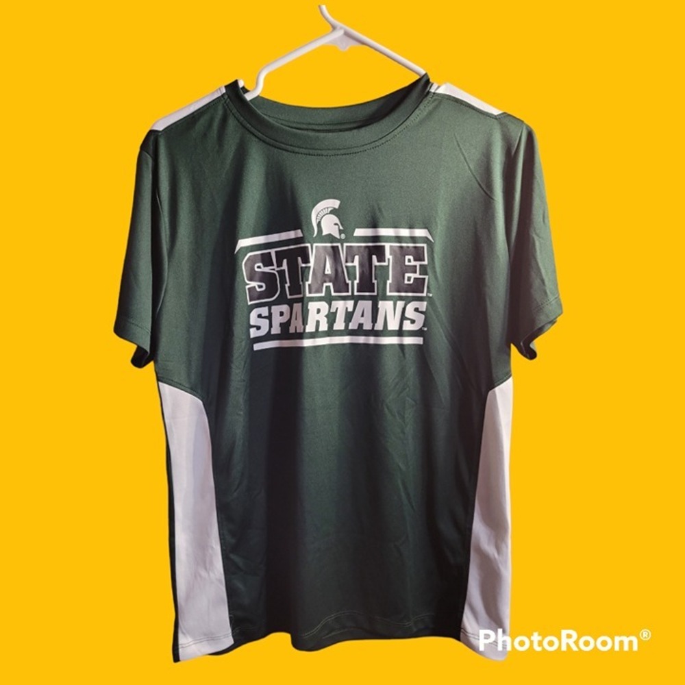 Boy's Pro Edge Michigan State Size XL 16/18‎  {L24}